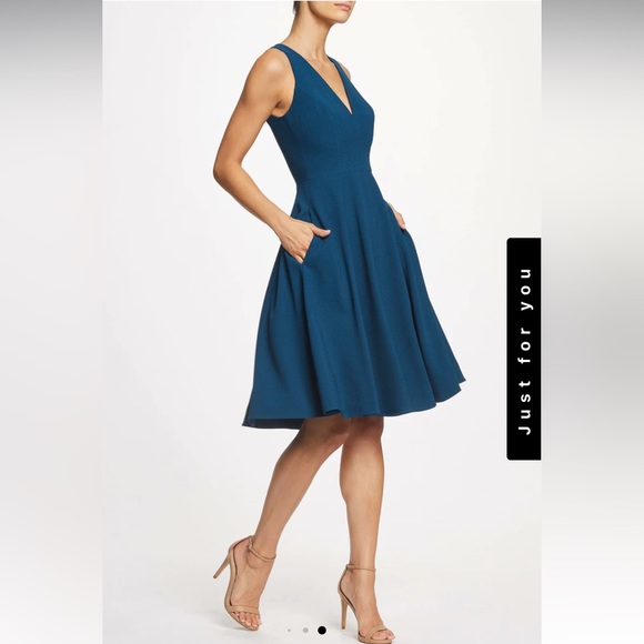 DRESS THE POPULATION Dress Catalina Sleeveless Crepe Peacock Blue M NWT - Picture 3 of 11